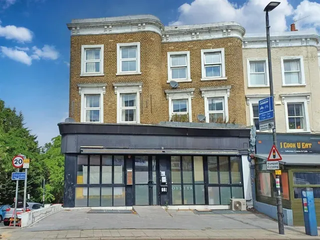 Lavender Hill, BATTERSEA, photo 1