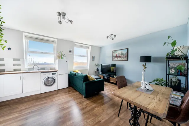 Westow Hill, Crystal Palace, London, SE19, photo 1