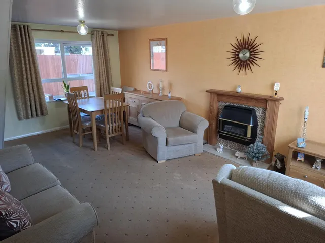 Cypress Court, Northampton, NN3, photo 2