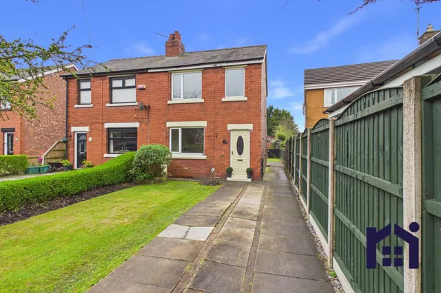 New Lane, Eccleston, Chorley, PR7 6NB, photo 1