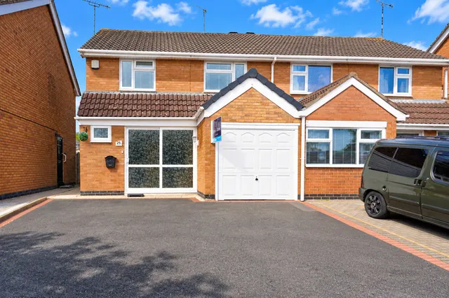 Alice Close, Bedworth, Warwickshire, CV12, photo 1