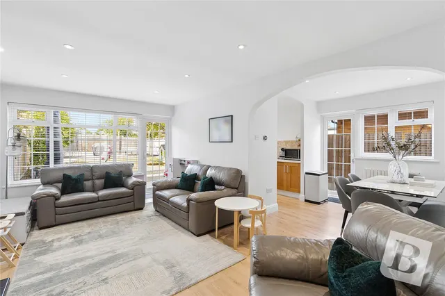 Belmont Avenue, Wickford, SS12, photo 2