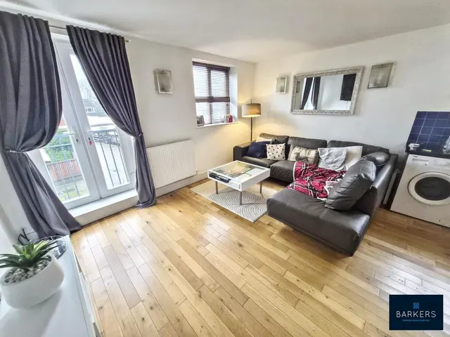 Photo 3 — Whitehall Road East, Birkenshaw BD11 2EQ