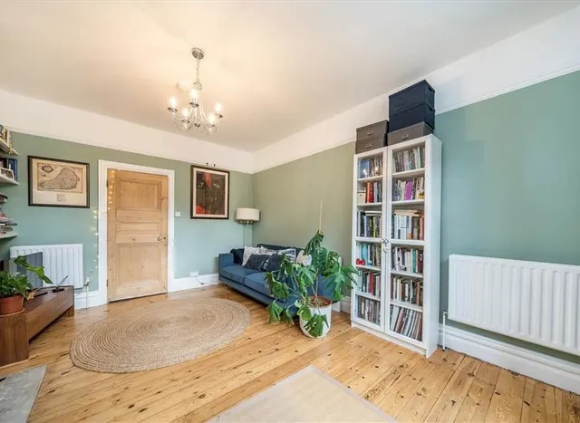 Photo 3 — Heather Road, Lee, SE12