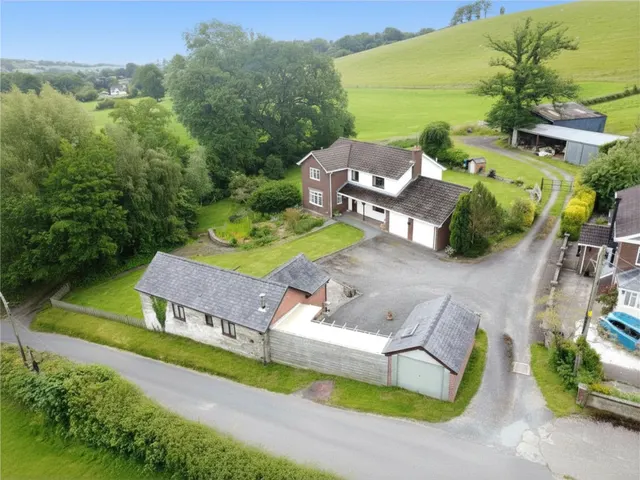 Llanmerewig, Abermule, photo 3