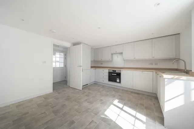 Church End, Newton Longville, MK17, photo 3