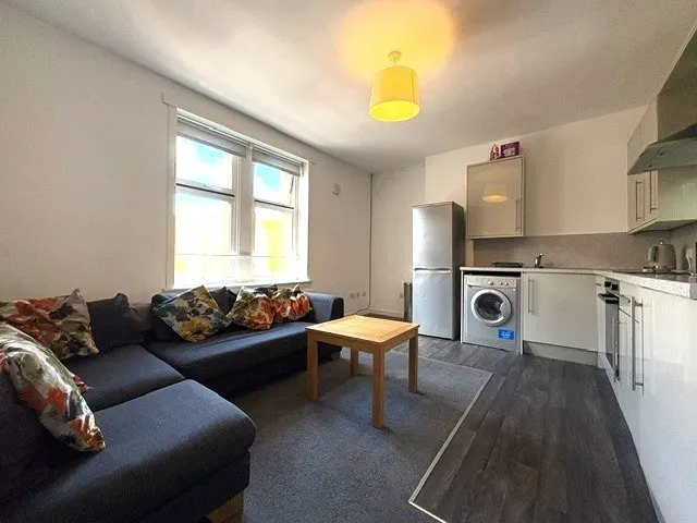 Mitchell Street, West End, DD2, photo 2