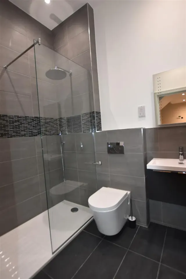 Photo 3 — Brett Villas, Park Royal Road, London
