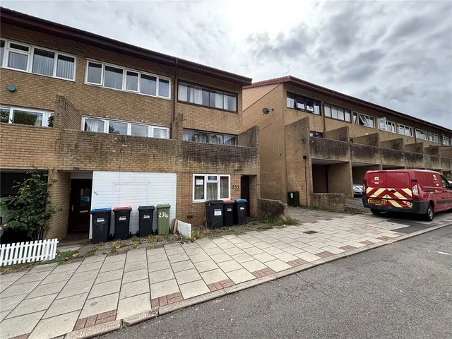 Conniburrow Boulevard, Conniburrow, MK14, photo 1