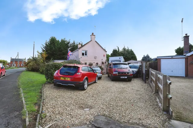 Photo 2 — Horsepit Lane, Pinchbeck, Spalding