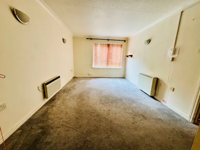 Eastfield Road, Peterborough, PE1, photo 2