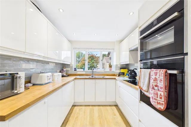 Staddlestones, Midsomer Norton, BA3, photo 2