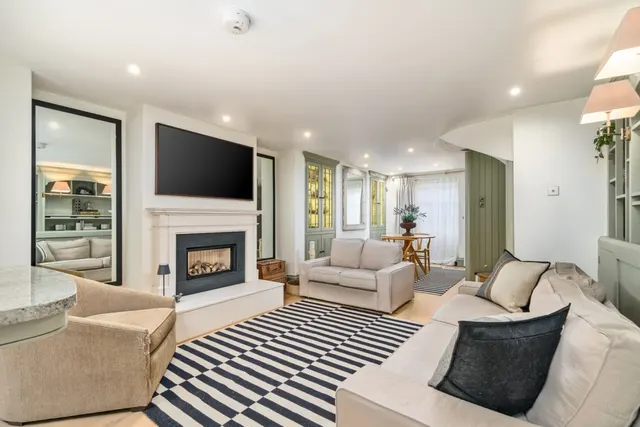 Photo 2 — Billing Place, Chelsea