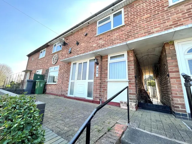 Beaumont Leys Lane, Leicester, LE4, photo 1