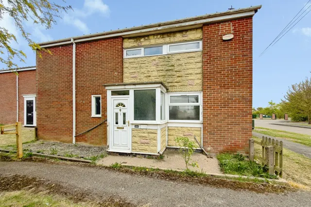 Bossington Close, Bransholme, Hull, photo 1