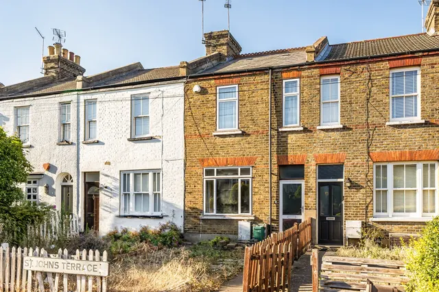 St. Johns Terrace, Enfield, photo 1