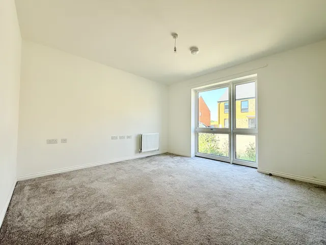 Hercules Drive, Wellingborough, NN8, photo 2