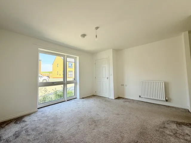 Hercules Drive, Wellingborough, NN8, photo 3