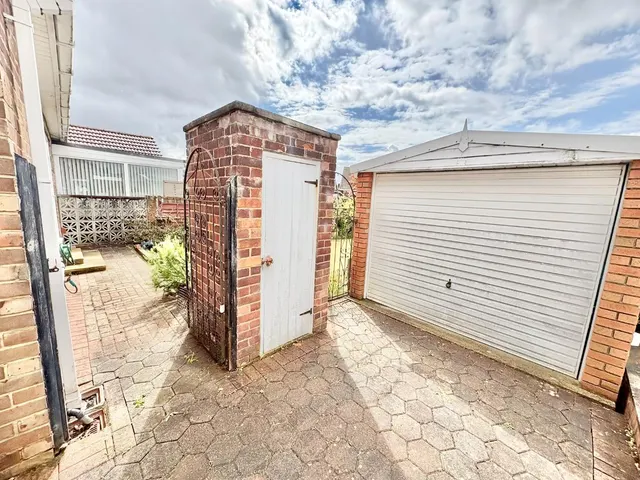 Romney Drive, Carrville, DH1, photo 2