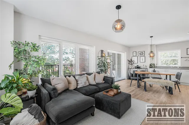 Photo 2 — Scarlett Court, 2 Tulett Avenue, Whetstone, London, N20 0FF
