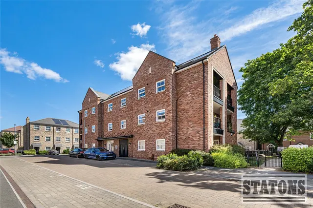 Scarlett Court, 2 Tulett Avenue, Whetstone, London, N20 0FF, photo 1