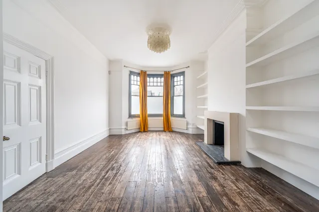 Photo 2 — 28 Sellons Avenue, London