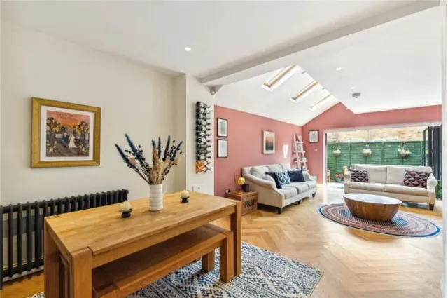 Tyneham Road, Battersea, SW11, photo 1