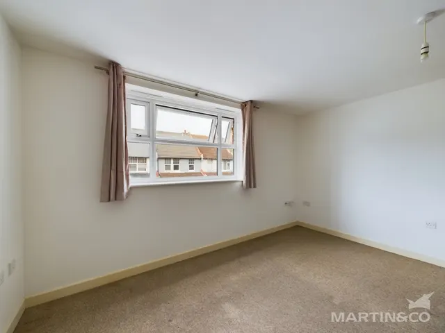 Photo 3 — Regis Gate, 12-28 Longford Road