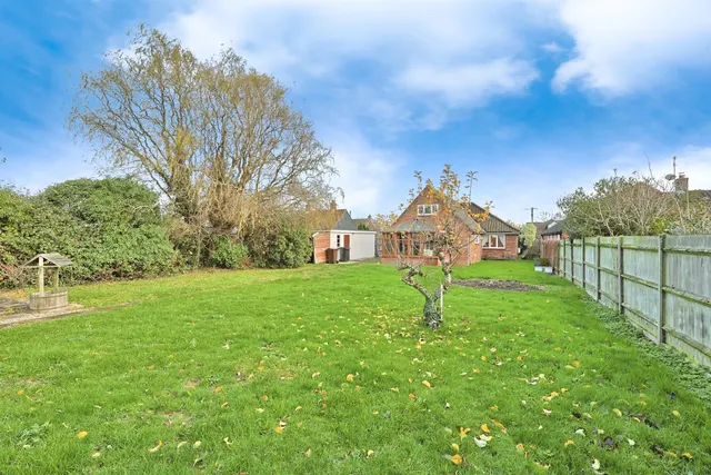 Photo 3 — Bellrope Lane, Wymondham