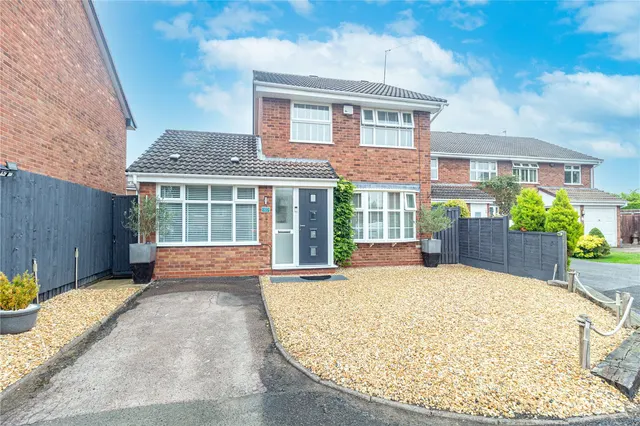 Maisemore Close, Church Hill North, Redditch, Worcestershire, B98 9LP, photo 1