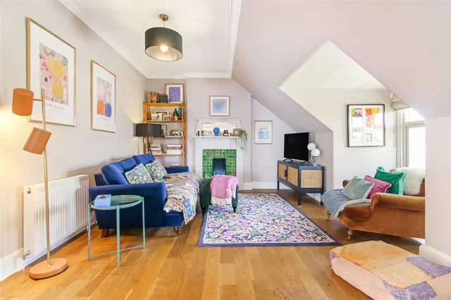 Photo 2 — Winton Drive, Kelvinside, Glasgow, G12