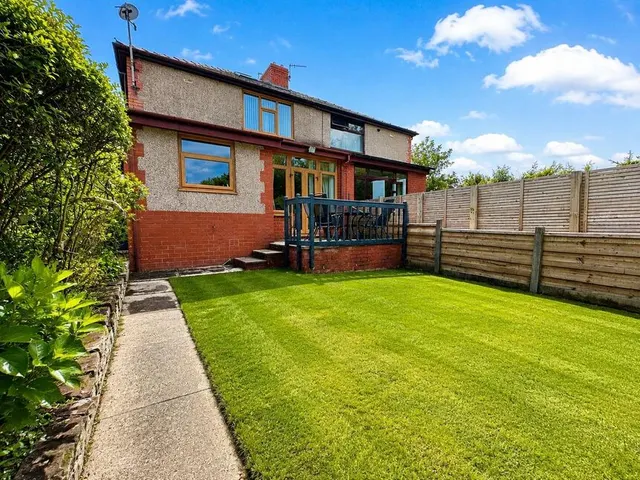 Rawsthorne Avenue, Haslingden, BB4, photo 1