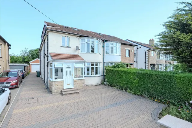 Street Lane, Leeds, LS17, photo 2