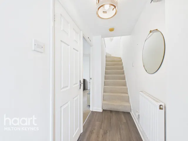 Lowick Place, Emerson Valley, MK4, photo 3