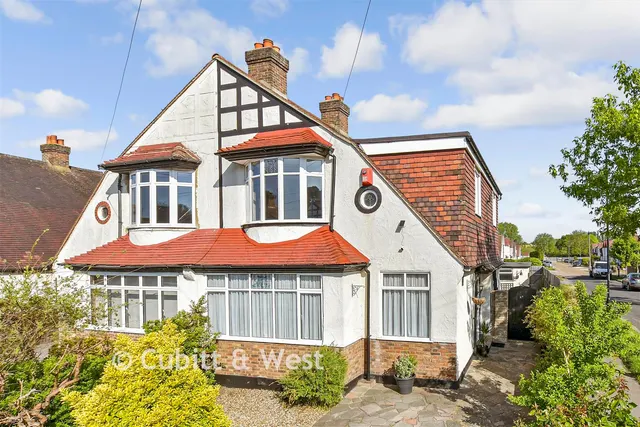 Stoneleigh Park Avenue, Shirley, CR0, photo 1