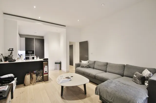 Kew Bridge Road, Brentford, TW8, photo 3