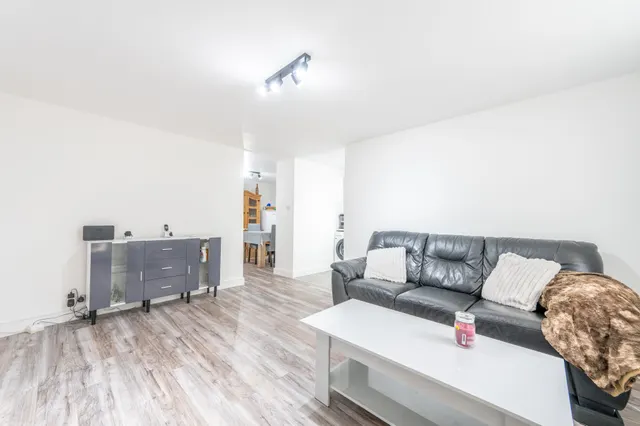 1 Tolchurch, Dartmouth Close, London, photo 1