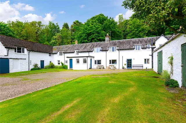Photo 2 — Morenish House, Killin, Perthshire, FK21 8TX
