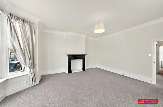 Holly Park Road, London, N11, photo 2