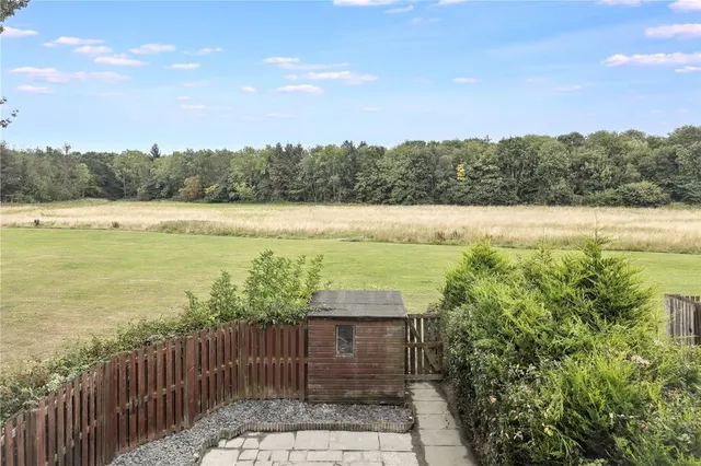 Photo 2 — Urquhart Green, Glenrothes, Fife, KY7