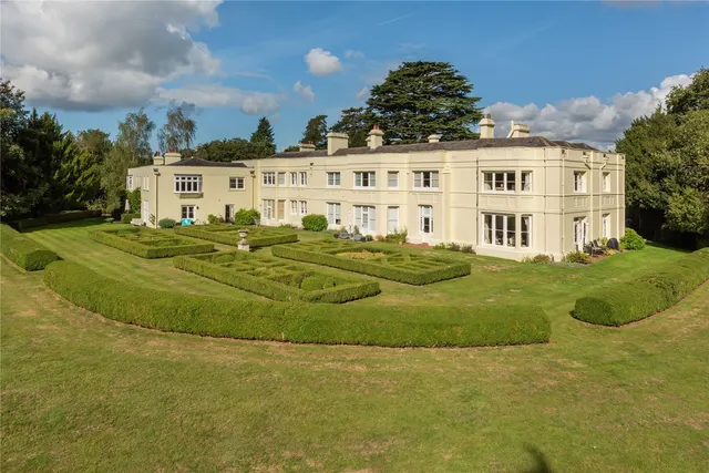 London Road, Dorking, RH5, photo 1