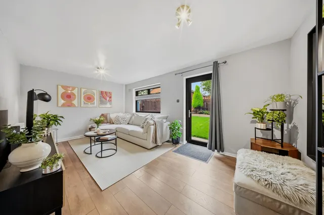 Photo 3 — Summercroft, Chadderton, Oldham, OL9
