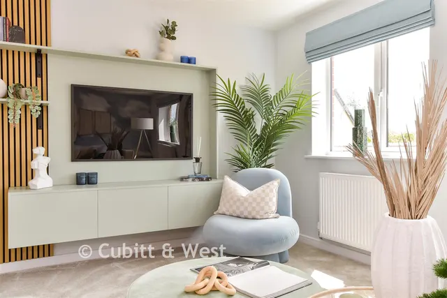 Elizabeth Square, Worthing, BN12, photo 3