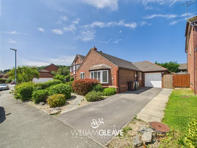 Gloddaeth View, Penrhyn Bay, Llandudno, Conwy, LL30 3FB, photo 1