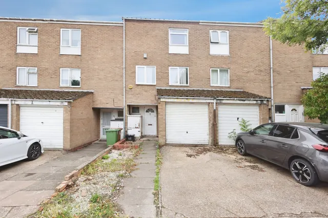 Singer Croft, Birmingham, B36, photo 1