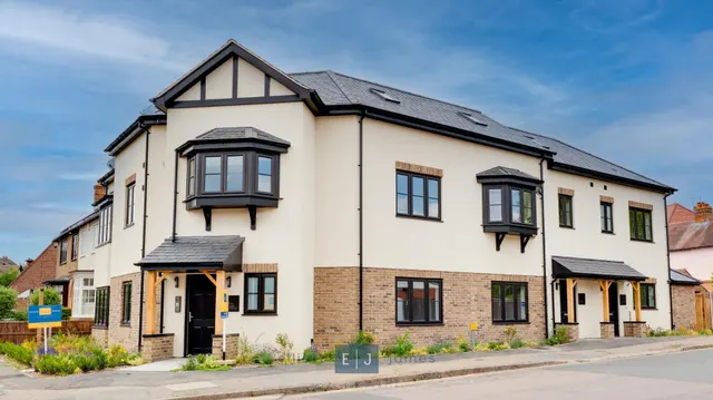 Freya Lodge, Loughton, photo 1