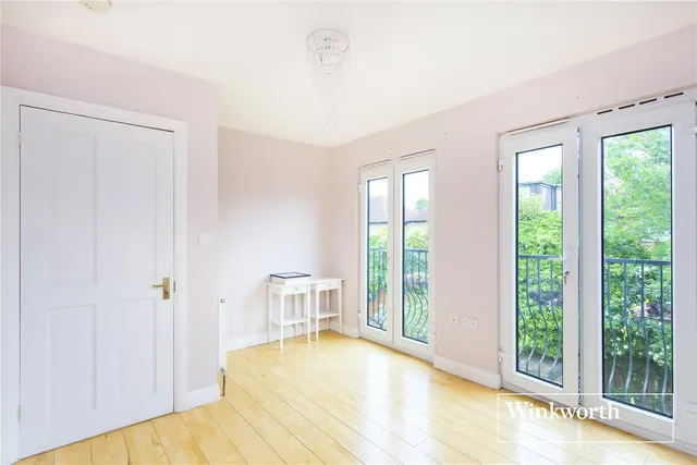 Oakdene Park, Finchley, London, N3, photo 1