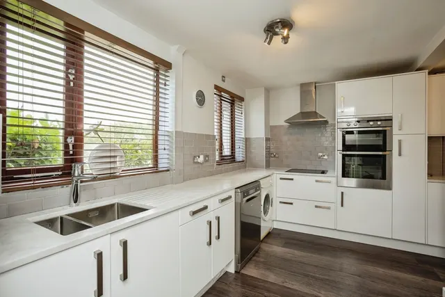 Fairway Crescent, Newton, NG13, photo 1