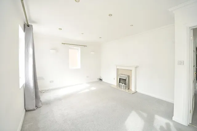 St. Johns Road, Romford, RM5, photo 3