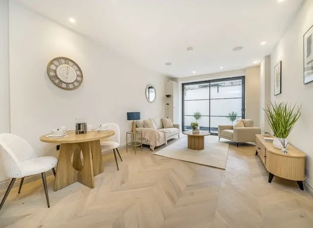 Gordon Road, Ealing, W5, photo 1
